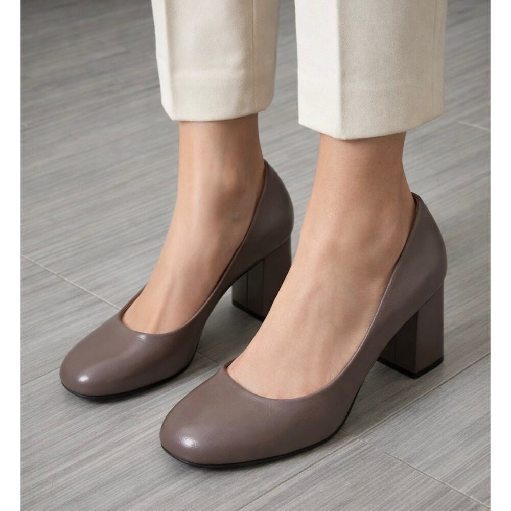 Women's gray Block Heel Shoes size 8.5